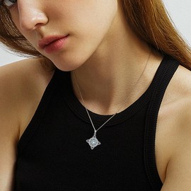 YAFEINI Witches Knot Necklace Sterling Silver Abalone Shell Witch Knot Pendant Irish Jewelry for Women