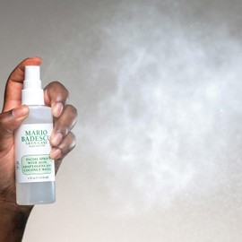 Mario Badescu Spray facial fijador con aloe y agua de coco, spray de maquillaje refrescante e hidratante, sin alcohol, sin fragancia, sin colorantes ni sulfatos