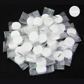 Compressed Towels,100 PCS Disposable Towel Portable Mini Towel Coin Tissue Washcloths Expandable Magic Wipes for Travel Beauty Salon Hotel Outdoor Sports Camping