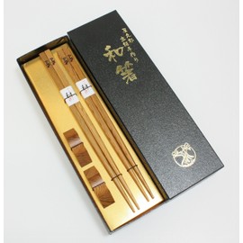 Yakusugi Premium Japanese Chopsticks for Husband and Wife Chopsticks with Chopsticks Rest Square Type 9.1 inches (23 cm) / 9.4 inches (24 cm) Chopstick