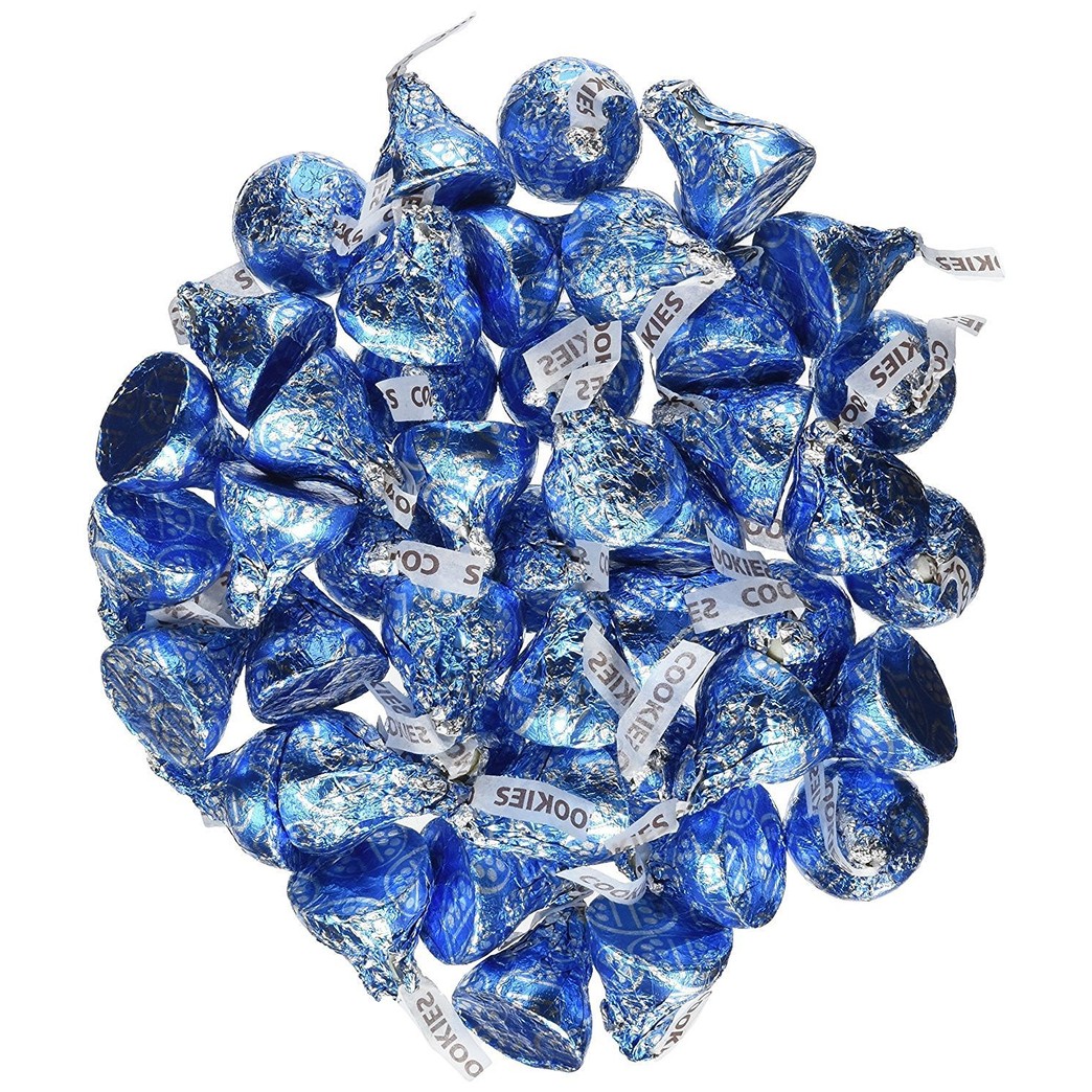 Hersheys Kisses Blue Cookies and Cream 4.25 Pounds Approx. 425 Kisses