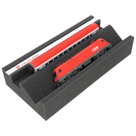 Feldherr Premium Locomotive Lounger for Model Railways - Magnetic Strips, Maintenance Channel, PU Foam, 360 x 175 x 70 mm - Ideal for H0 & TT Gauge