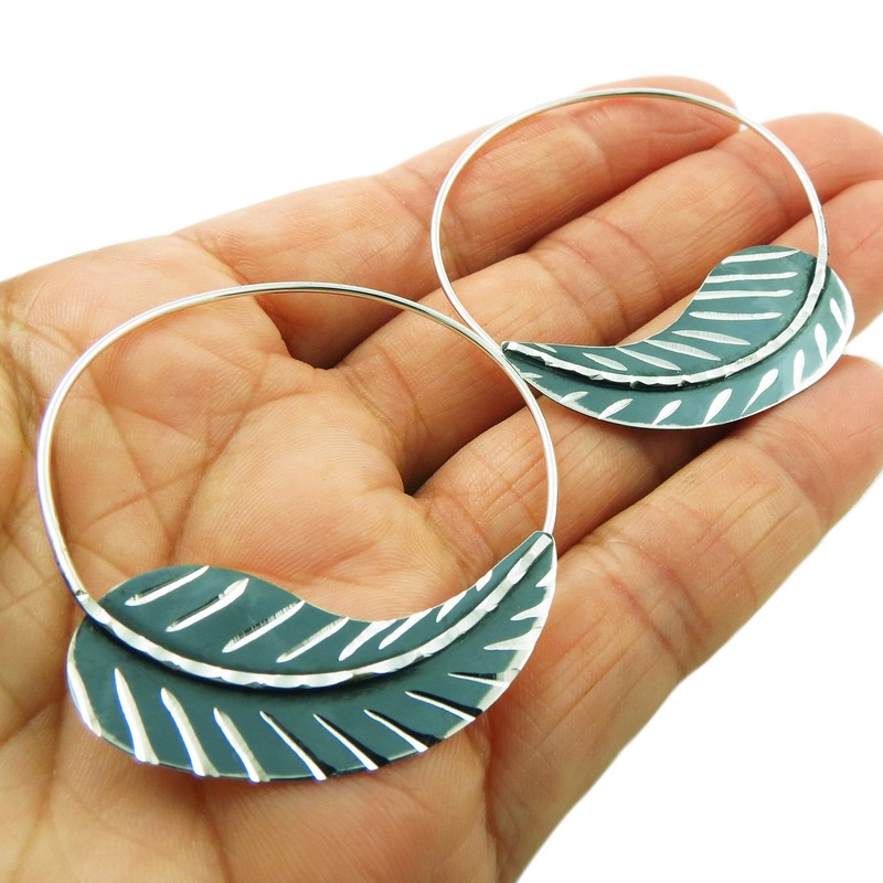 925 Sterling Silver Circle Feather Pull Through Earrings