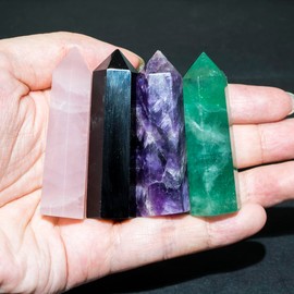 2.75"-3.14" Natural Healing Fluorite Crystals Wands Polishing Reiki Energy Stone Hexagonal Point Obelisk Large Gemstones for Meditation Therapy Grid Gifts Decorati (4color/1.96-2.75inch 4pcs)
