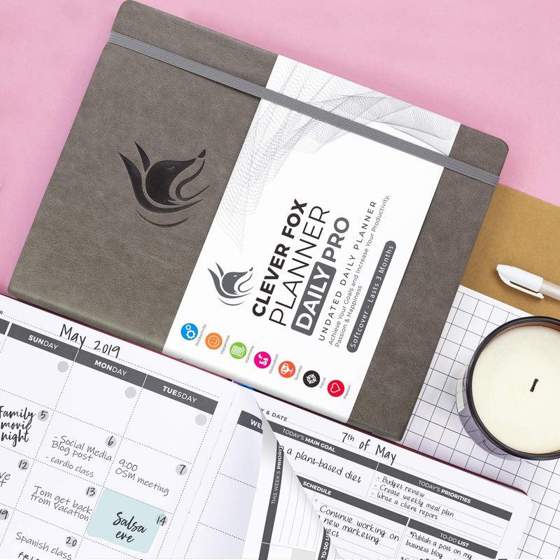 Clever Fox Planner Daily PRO - 8.5 x 11" A4