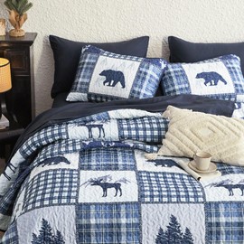 Wake In Cloud - Rustic Quilt Set, Cabin Lodge Christmas Bear Moose Deer Woodland Western Patchwork Country, Reversible Lightweight Bedspread Coverlet, 3 Pieces, Navy Blue, Twin/Twin XL Size
