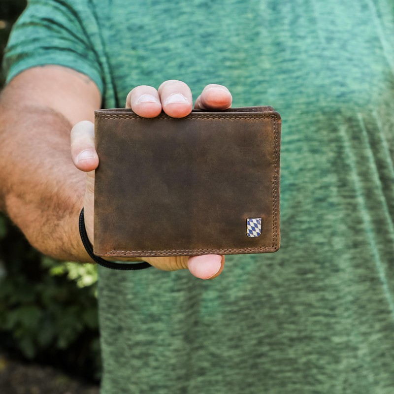 Hodalump Genuine Leather Men's Wallet in Gift Box with RFID