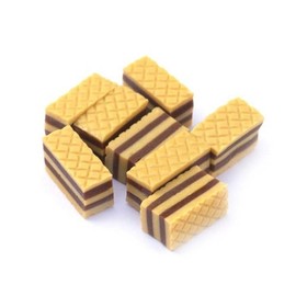 MyTinyWorld 8 x Dolls House Miniature Bakery Sweet Toffee Wafers