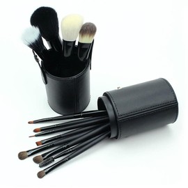 Beavorty Elegant Black Makeup Brush Holder Large Capacity Makeup Barrel Steel Button for Home Travel