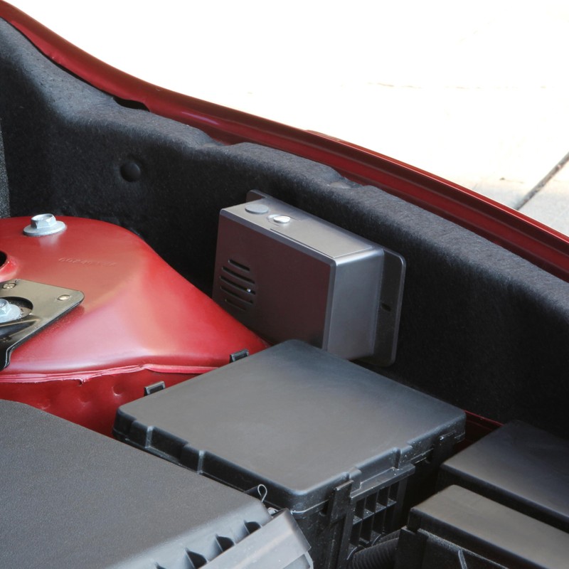 P3 P7825 Under Hood Animal Repeller - Ultrasonic Battery Powered