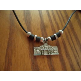 TEXAS SOUVENIR -  "REMEMBER THE ALAMO"  NECKLACE & MAGNET SET
