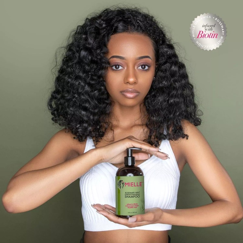 Mielle Organics Rosemary Mint Strengthening Shampoo Infused with Biotin, Cleans