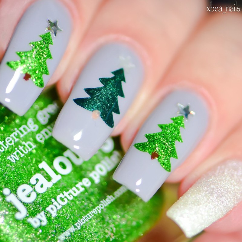 Whats Up Nails - Pine Tree Vinyl Stencils for Christmas