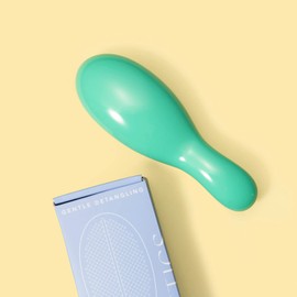KISMETICS - Supreme Brush + Cleaner, Gentle Detangling, Detangler Hair Brush for All Hair Types. For use on Wet or Dry Hair (Aqua)