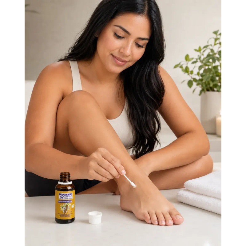 Aceite Árbol De Tea Tree Restaurador Uñas Y Piel Natural