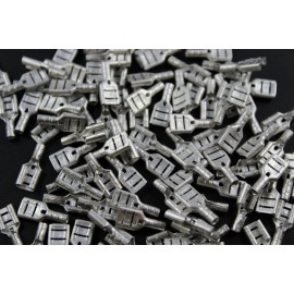 Install Bay 18-22 GAUGE 500 PK UNINSULATED NONINSULATED QUICK DISCONNECT FEMALE WIRE URFD187