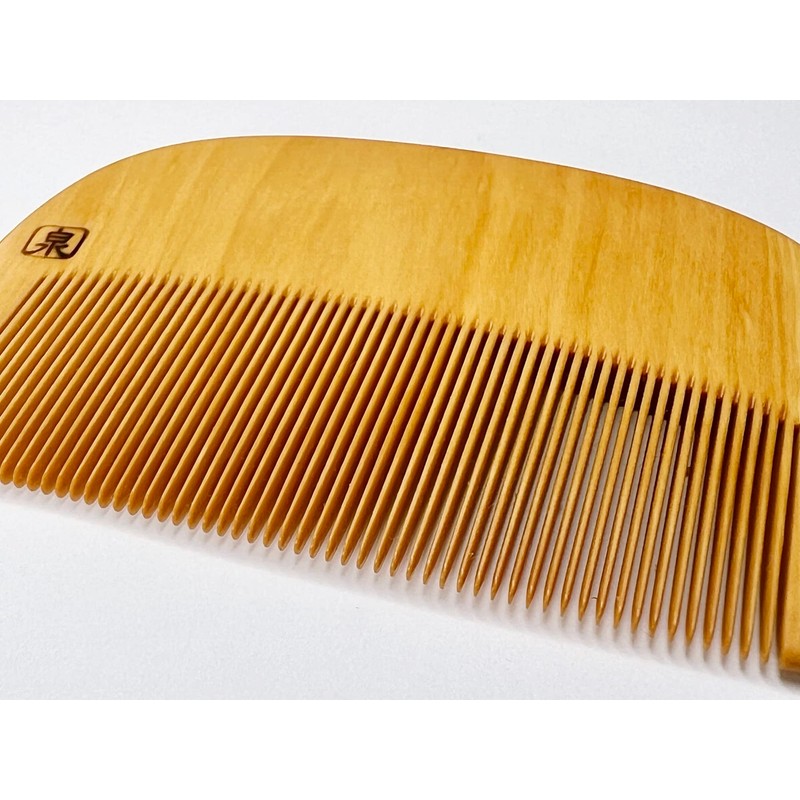Full Boxwood Comb with Flower Pattern and Case - Japanese
