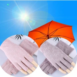 Women's UV protection driving, motorcycle, summer hiking half gloves / 여성 자외선 차단 운전 오토바이 여름 등산 반 장갑