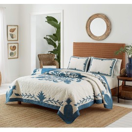 Tommy Bahama - King Quilt, Cotton Lightweight Bedding, Pre-Washed for Added Softness (Aloha Pineapple Blue, King)