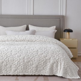 KORBLISS Home Fleece Big Queen Blanket for Couch, Bed, TV, Party, and Gift - 3D Jacquard Decorative Blankets - Cozy Soft Lightweight Fuzzy Flannel Blanket, All Seasons, 90x102 Inches, Ivory