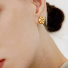 ALRNBY Gold Nugget Stud Earrings for Men Women Gold Plated Dainty Irregular Stud Earrings 925 Sterling Silver Posts Hypoallergenic Trendy