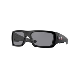 Oakley OO9253 Sunglasses Bundle: OO 9253 925311 Matte Black and Large Red leash Accessory kit