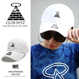 [Club Noise] [CN-CA-SB-032] [MINI D PYRAMID BALL CAP WHITE Classic Logo Emoji Logo CAP Baseball] Curved Cap Ball Cap White Genuine Product, white