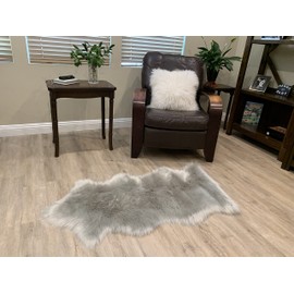 LAMBZY Faux Sheepskin Super Soft Hypoallergenic Silky Shag Rug for Living Room, Kids Room, Sofa (Single and a Half 2'x4'6", Grey)