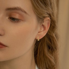 VIROMY Gold Hoop Earrings For Women,14K Gold Plated Gold Chain Earrings Cubic Zirconia Stud Ear Cuff Earrings for Women Dainty Dangle Earrings Lightweight Earrings Jewelry for Gifts