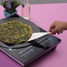 HAZEL Stainless Steel Pizza Cutter with Handle | Spatula with with Beveled Edge