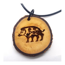 Celtic Boar Wooden Pendant Necklace – Engraved Wild Boar Animal Symbol Amulet