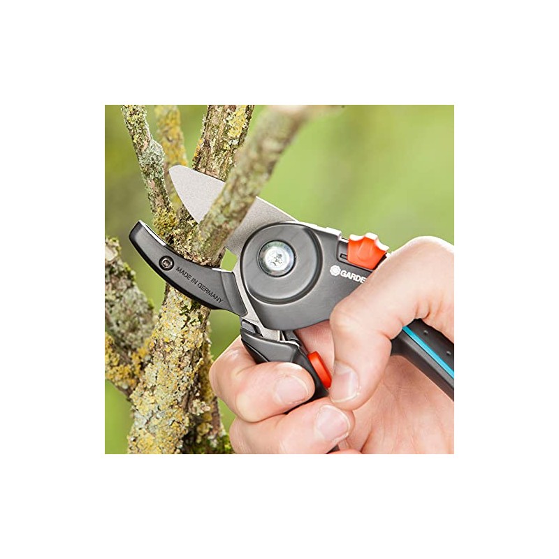 Gardena Garden M Anvil Secateurs (8903-25)
