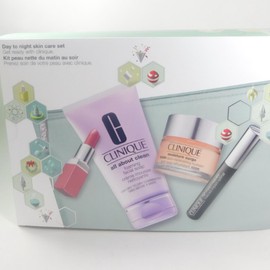 Clinique Christmas SET 8 PIECES Day to Night Skin Care  *NEW IN BOX*