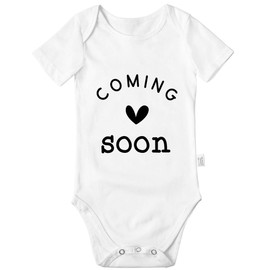 Tenobet Coming Soon Bodysuit, Baby Coming 2025, Baby Announcement Gifts Boys Girls Infant Reveal Ideas Newborn Cotton Jumpsuit Outfits (White, 0-3 Months)