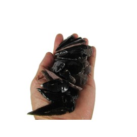 20 Pieces Natural Indian Style Replica Arrowheads, 10 Black Obsidian and 10 Flint (Chert) Arrowhead Assortments, Each Arrowhead Is About 1 - 2 1/2" In Length