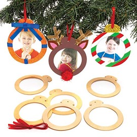 Baker Ross AT220 Wooden Photo Baubles - Pack Of 10, Christmas Arts And Crafts, Kids Arts and Crafts Kits