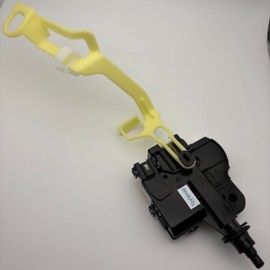 Toylexap 77030-07010 Fuel door lock assembly with motor, applicable to: CAMRY/HYBRID(NAP), AVALON.3-pin