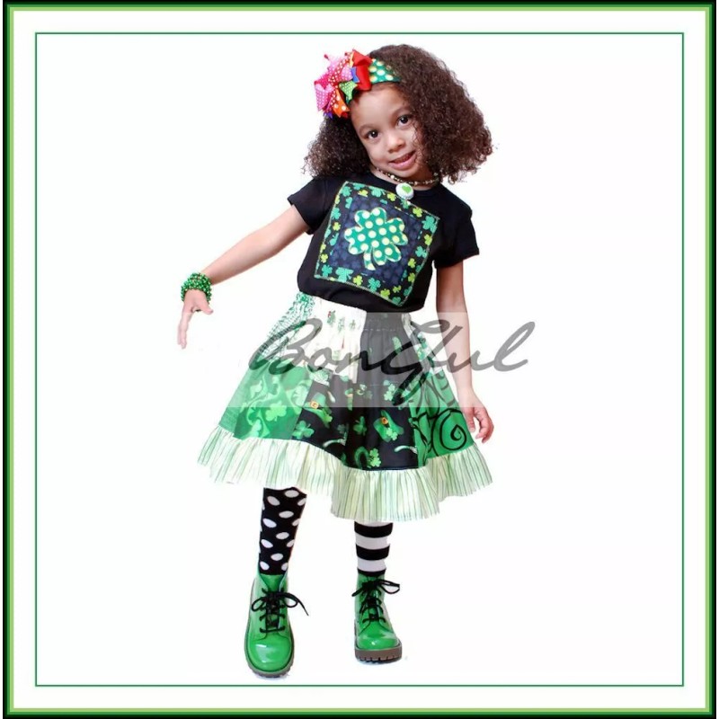 Signature BonEful Fabric FQ Cotton Quilt Black Rainbow Sea World