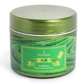Daily cica sunscreen 50g that adheres smoothly without any white cast. / 백탁 없이 부드럽게 밀착되는 데일리 시카 선크림 50g