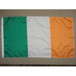 Ireland Indoor Outdoor Dyed Nylon Flag Grommets 3' X 5'