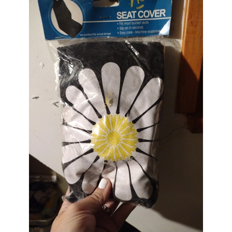 Winplus 2 Front Black Seat Covers - Bucket Seat Covers