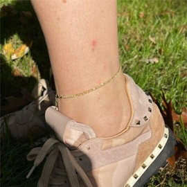 ASCOMY 14K Gold Plated Ankle Bracelets for Women Dainty Shiny Twist Rope Chain Link Anklet Cute Simple Shiny Rope Anklets for Teen Girls Minimalist Summer Beach Foot Chain Gold Anklet Jewelry Gifts