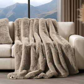 EVERGRACEHOME Luxury Faux Fur Throw Blanket, Soft Fluffy Faux Mink Blankets for Bed, Couch, Sofa, Thick Cozy Plush Warm Fur Throws with Reversible Velvet, Natural Mink, 50"x60"