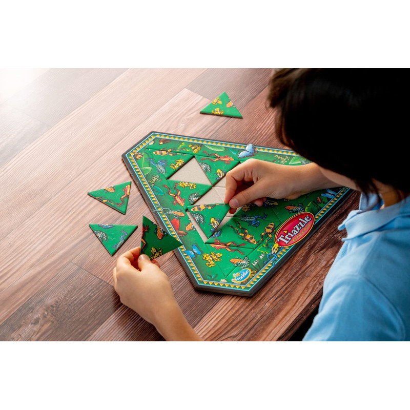 Think Fun Triazzle Picture-Matching Brainteaser (Frogs) Puzzle for Ages 8 and Up (76490)