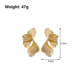 Boho Gold Flower Stud Earrings for Women,Irregular Geometry Large Chunky Floral Statement Dangle Earrings,Minimalist Punk Petal Jewelry Accessories (Gold)