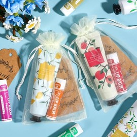 AZEN 60 Juegos de Regalos a Granel, Conjunto de Crema de Manos y Bálsamo Labial a Granel con Bolsa de Organza, Tarjeta de Agradecimiento, Regalos para