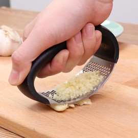 AMFUN Garlic Press Stainless, Steel Garlic Press, Steel Garlic Crusher, 304 Food Grade Stainless Steel Kitchen Garlic Rocker with Garlic Peeler for Utensils Kitchen Household