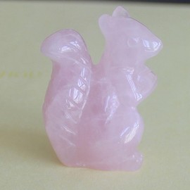HLbshi - Figura de ardilla de vidrio tallada a mano, estatua de animal para tallar, computadora de oficina, decoración del hogar, piedra de bolsillo, 1.6 pulgadas (cuarzo rosa)
