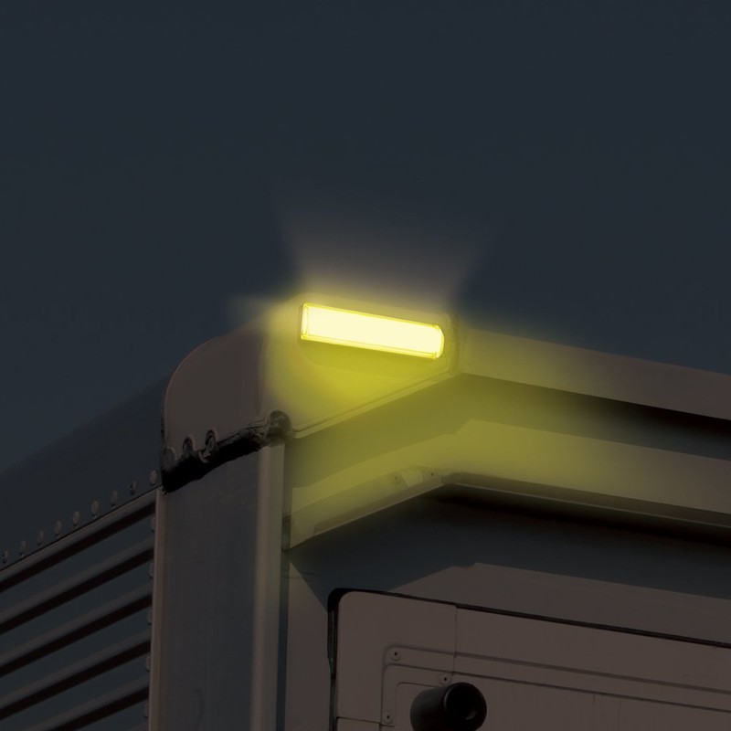 Tsuchiya Yac Car Interior Supplies 12/24V Universal LED Flashing Car