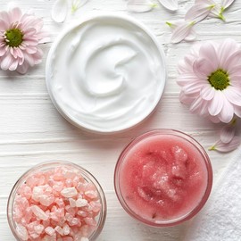 Amber Rose Fragrance Oil | Uncut | Ready to Add Into Lotion, Soap, Body Butter, & More - Size: 32 oz.